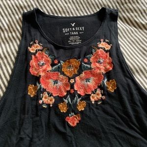 American eagle embroidered flowy tank!!